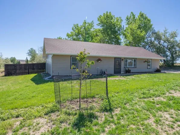 2132 26th St, Cody, WY 82414
