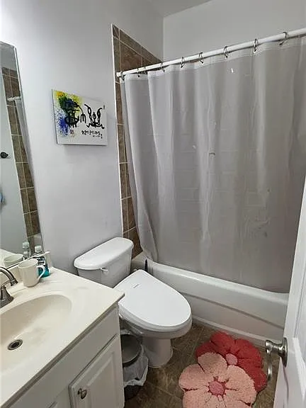 4060 Suwanee Bend Dr — Photo 14