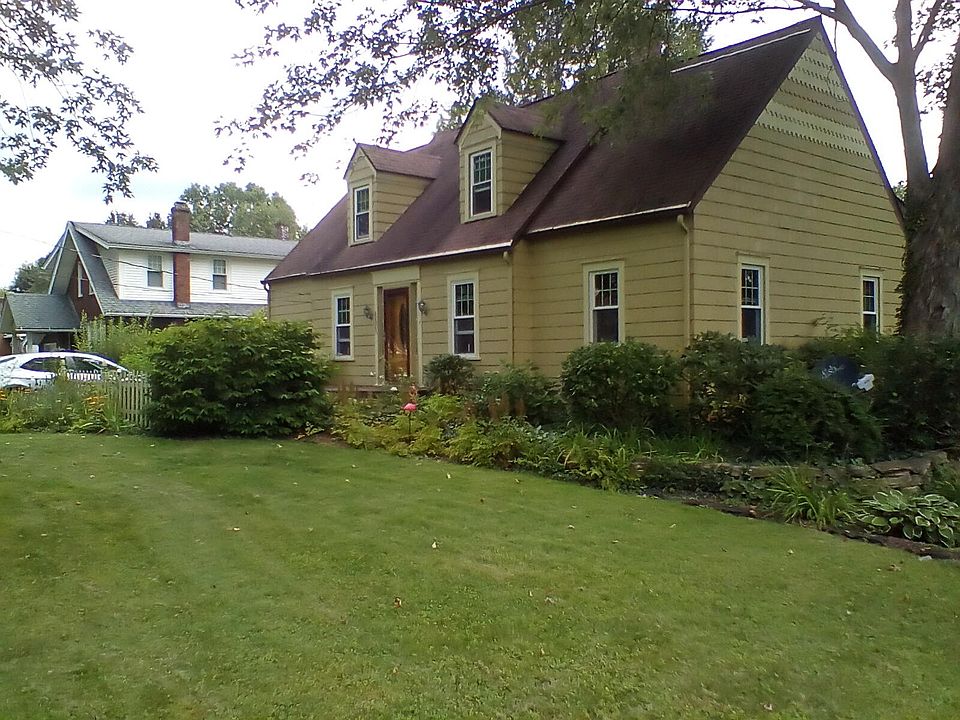 1st image of 320 N Barnett St