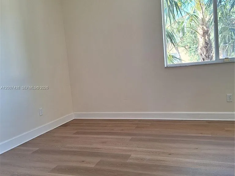 704 NW 92nd Ave #704 — Photo 27