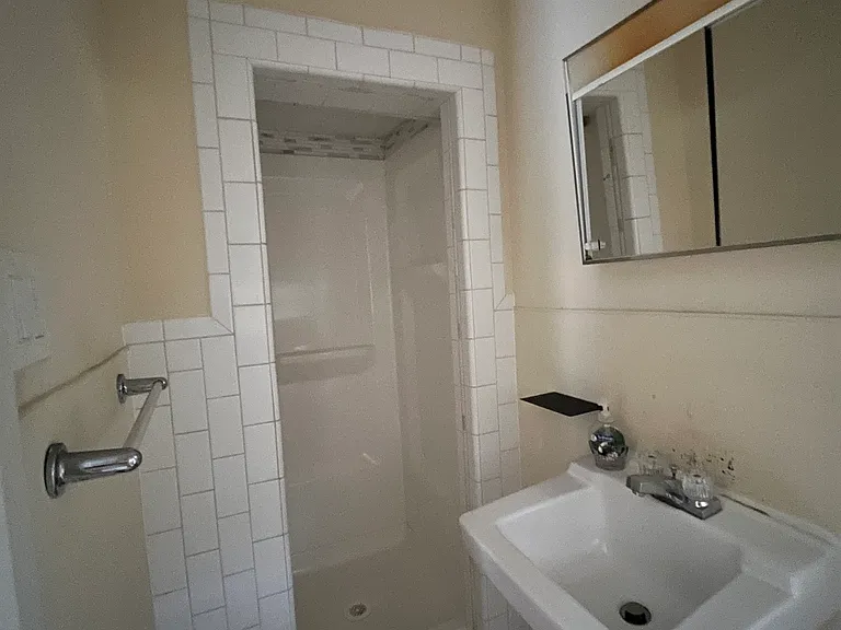Other view of bathroom.