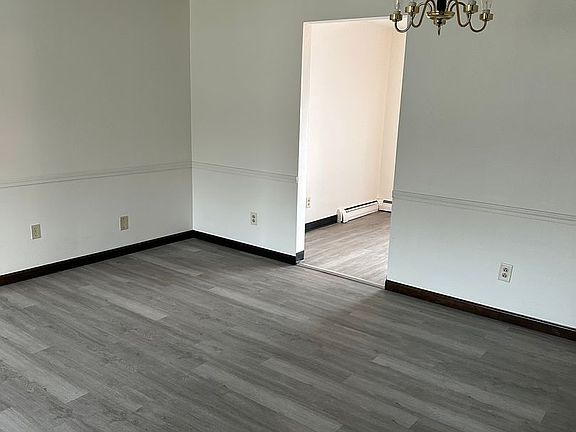 3rd image of 8280 Southern Blvd APT 3