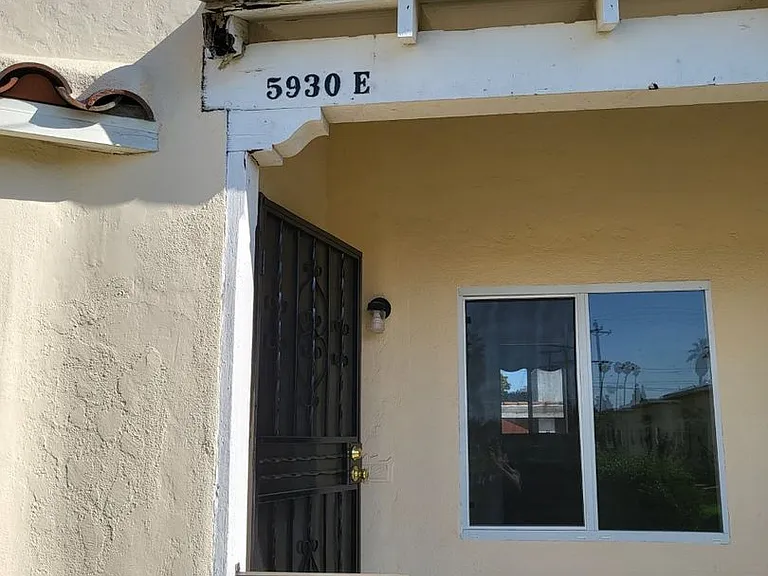 5930 Loma Vista Ave — Photo 1