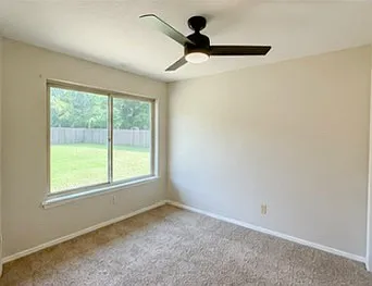 205 Fox Run Cir — Photo 7