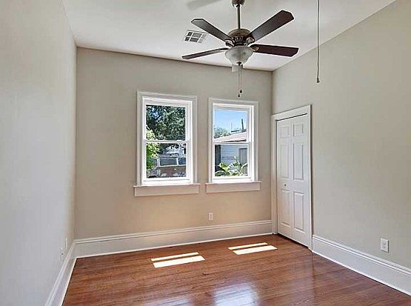 4th image of 2621 Chippewa St