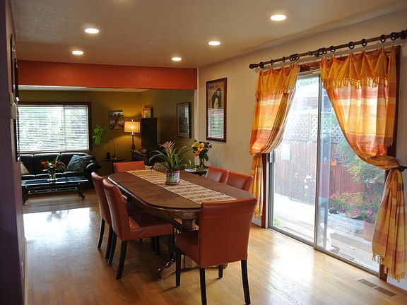 4th image of 2603 Briarfield Ave