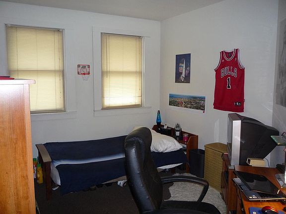 5th image of 10 N Broom St APT 2