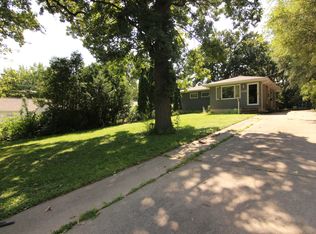426 Galloway Ct, Waterloo, IA 50701