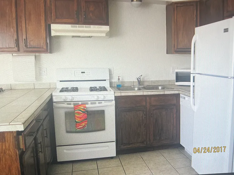 5952 E 22nd St #1 — Photo 8