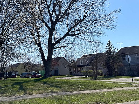 5th image of 11690 Elkwood Dr