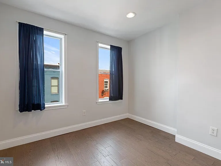 1708 Latrobe St — Photo 15