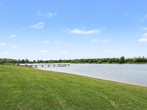 3rd image of 6011 Elmwood Lake Dr