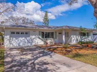 967 43rd Ave NE, Saint Petersburg, FL 33703