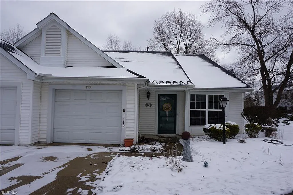 1179 Cedar Creek Way photo 1