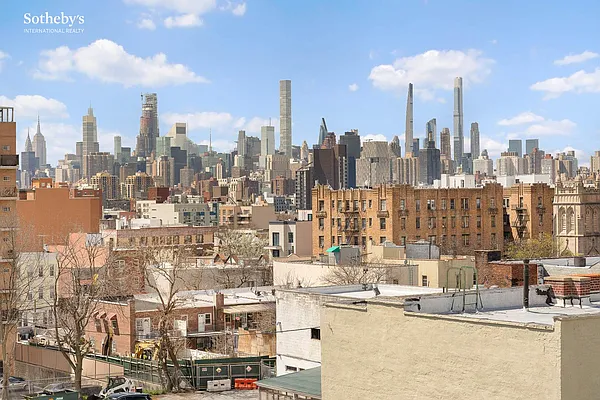 Rented by Sotheby's International Realty | media 12
