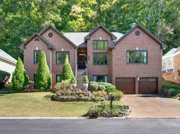 7048 Still Spring Hollow Dr, Nashville, TN 37221