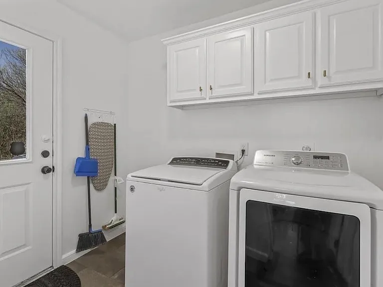 3606 Kayewood Dr — Photo 3