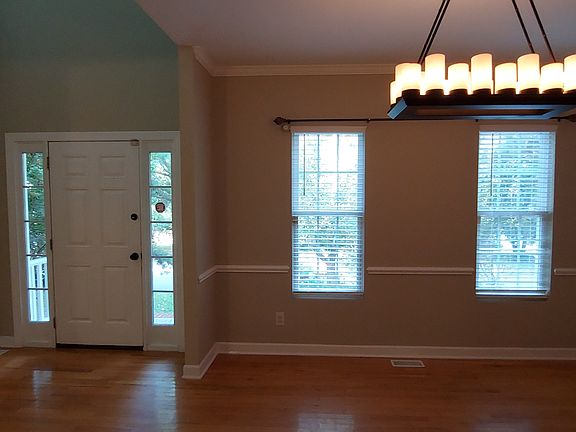 5th image of 206 Highfield Ave