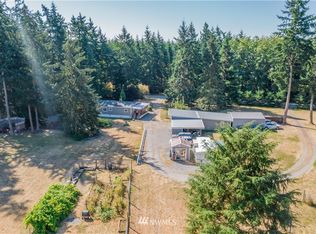 364 Big Cedar Ln, Coupeville, WA 98239
