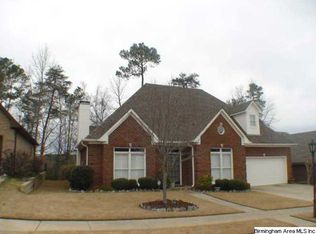 1594 Bent River Cir, Birmingham, AL 35216