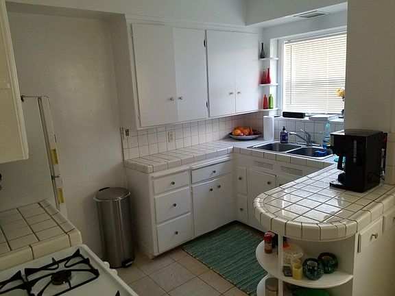 3rd image of 15 Bay Shore Ave APT D