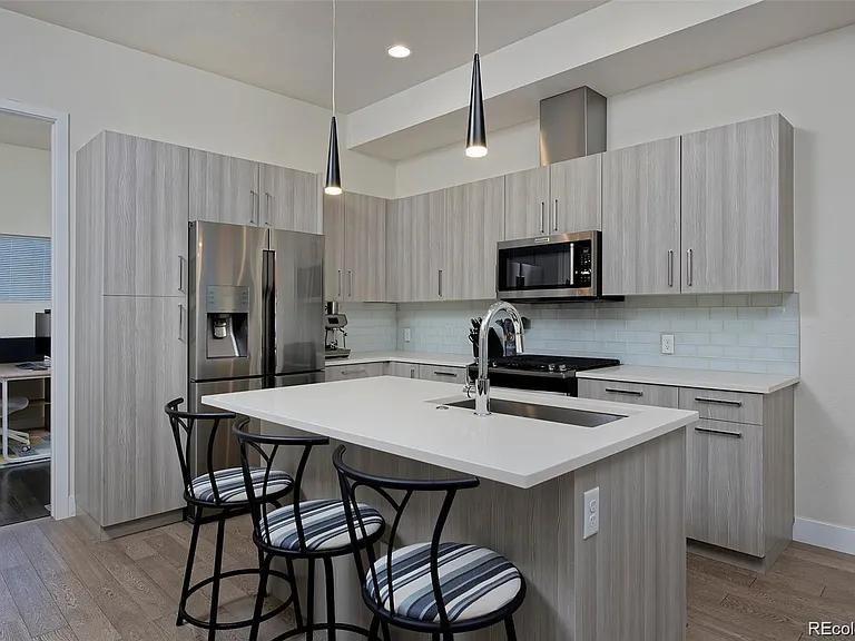 3044 Wilson Ct #2 — Photo 2