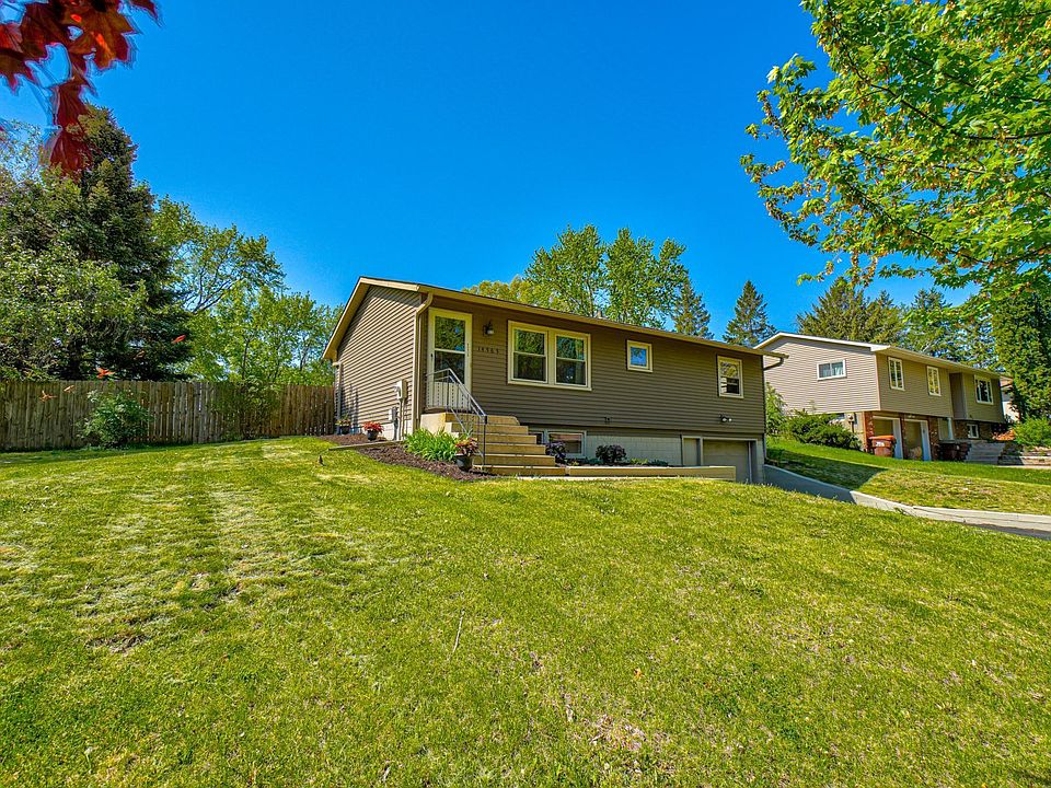 1st image of 14565 Upper 56th St N