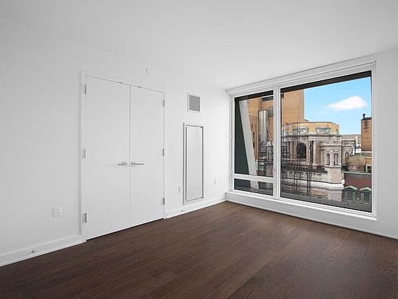 3rd image of 400 W 113th St APT 1509