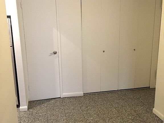 5th image of 330 E 46th St APT 3D