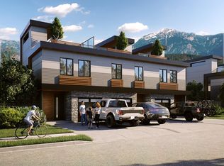 7362 Pemberton Farm Rd E #7, Pemberton, BC V0N 2L3