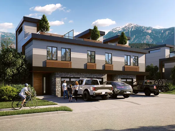 7362 Pemberton Farm Rd E #7, Pemberton, BC V0N 2L3