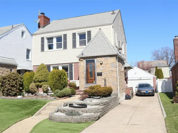 163-29 16th Avenue, Whitestone, NY 11357