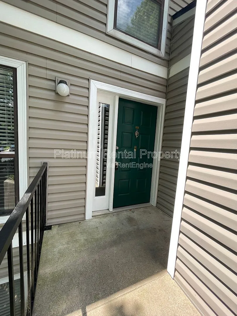 2 bed, 2.0 bath, 1529 sqft, $1,595 — Photo 4