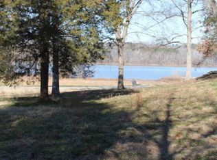 50 Valley Dr, Big Sandy, TN 38221