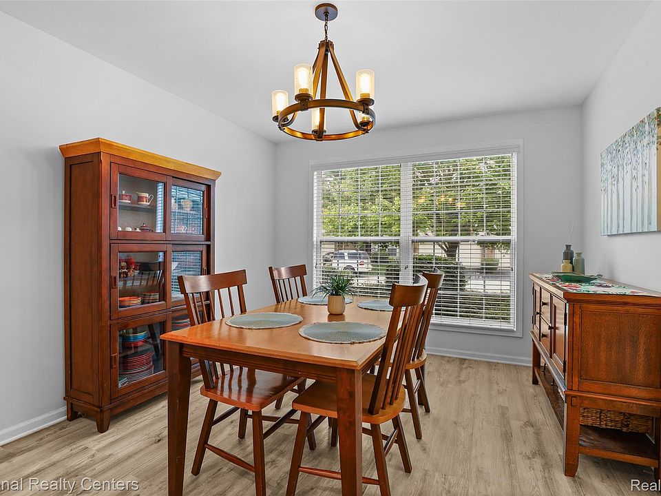 2241 Hogan Way #117, photo 16