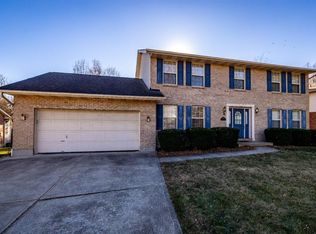 9887 Stonebridge Dr, Loveland, OH 45140