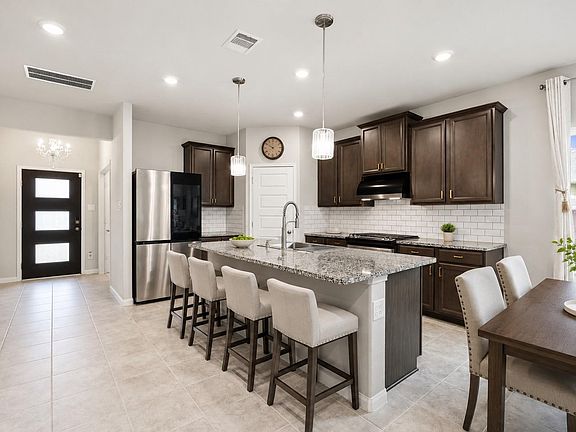 2nd image of 7815 Virginia Dr