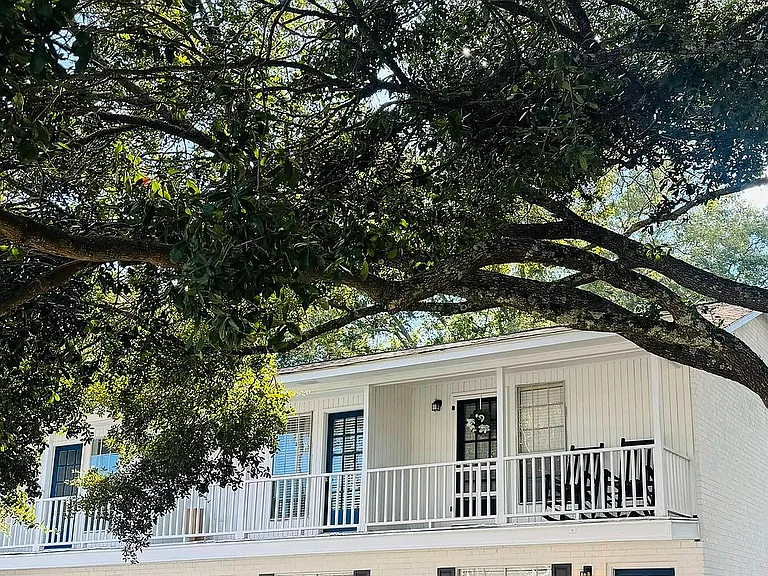 Oakleaf Townhomes — Photo 8