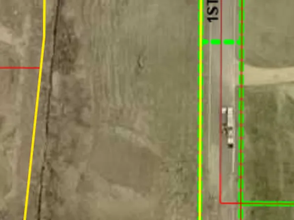 1st St S, Montgomery, MN 56069