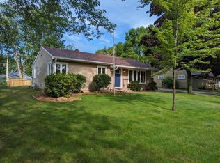 3683 Cranbrook Dr, White Bear Lake, MN 55110