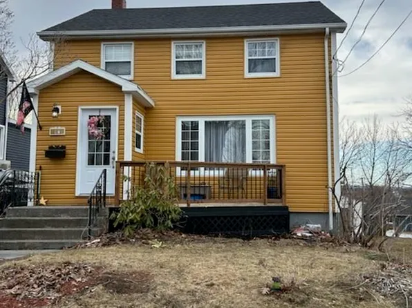 87 Harold St, Cape Breton, NS B1P 3M2