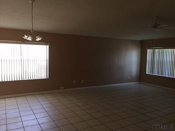 3rd image of 14 Prosperity Ln #A