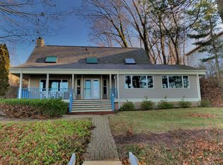 7953 Harbert Rd, Three Oaks, MI 49128