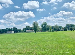 15 Buckeye St, Racine, OH 45771