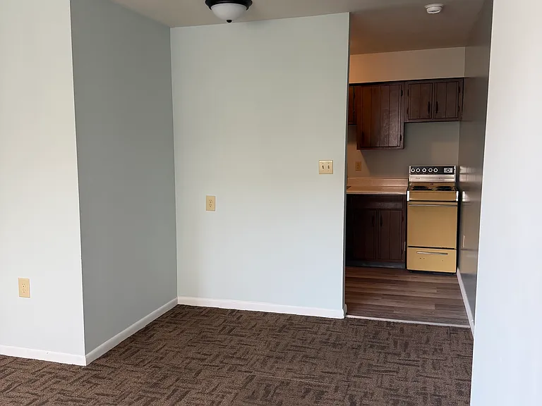 153 Market St #B — Photo 2