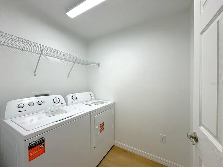 9789 S Clearsprings Dr — Photo 15