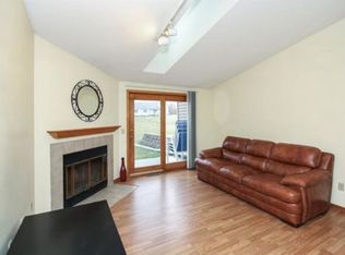 1882 Southpointe Ter, Eagan, MN 55122