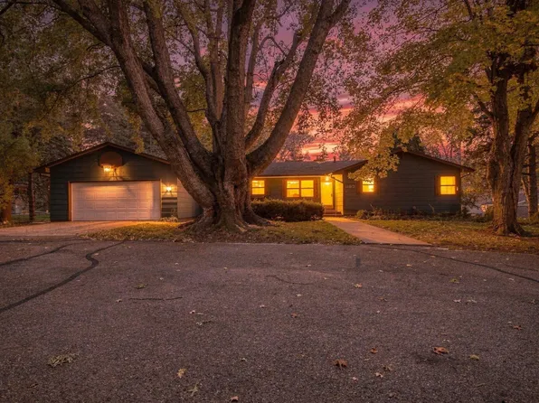 1480 Crestview Ln NE, Owatonna, MN 55060