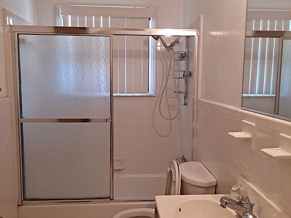 5th image of 10515 Solta Dr