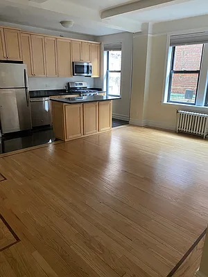 Rented by Real Estate Investors Group LLC | media 20